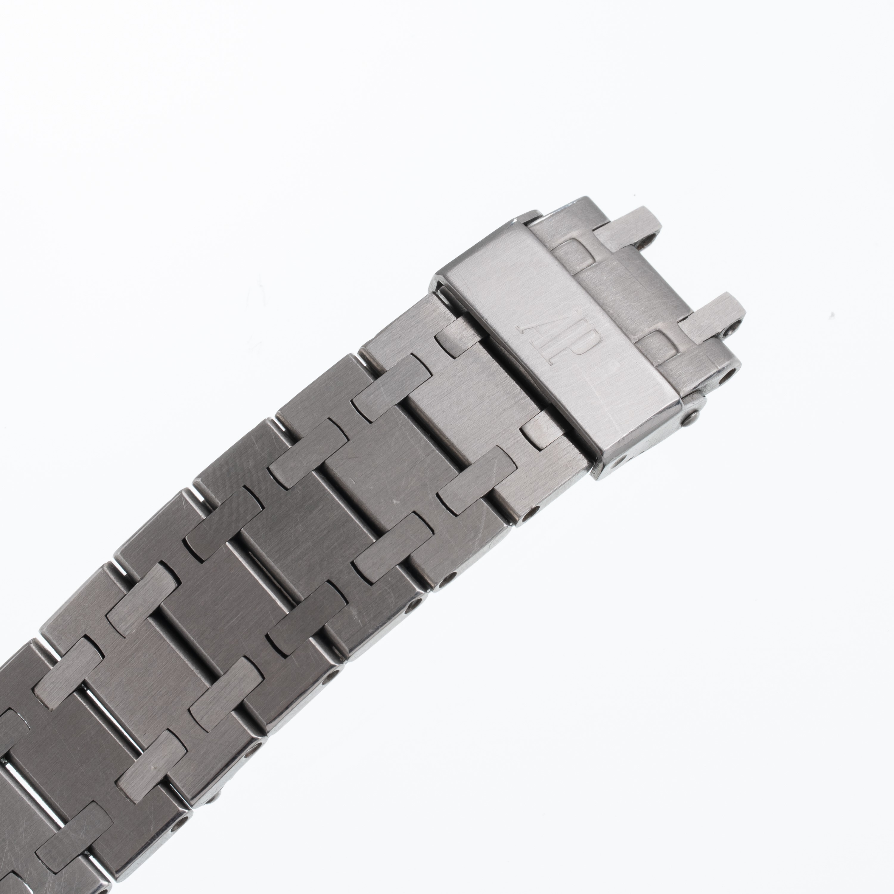 AUDEMARS PIGUET - ROYAL OAK OROLOGIO SOLO TEMPO A CARICA AUTOMATICA IN ACCIAIO CON QUADRANTE NERO...