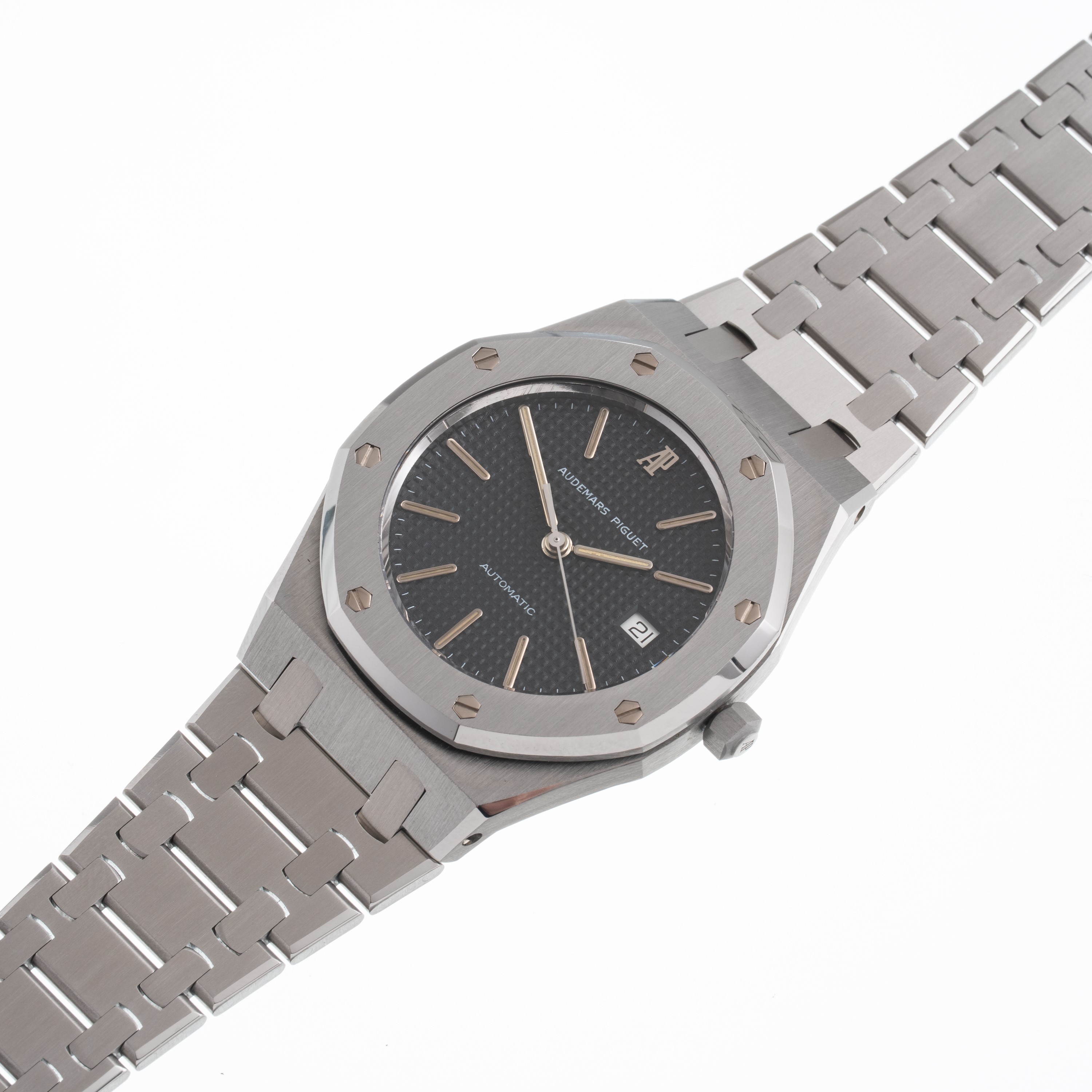 AUDEMARS PIGUET - ROYAL OAK OROLOGIO SOLO TEMPO A CARICA AUTOMATICA IN ACCIAIO CON QUADRANTE NERO...