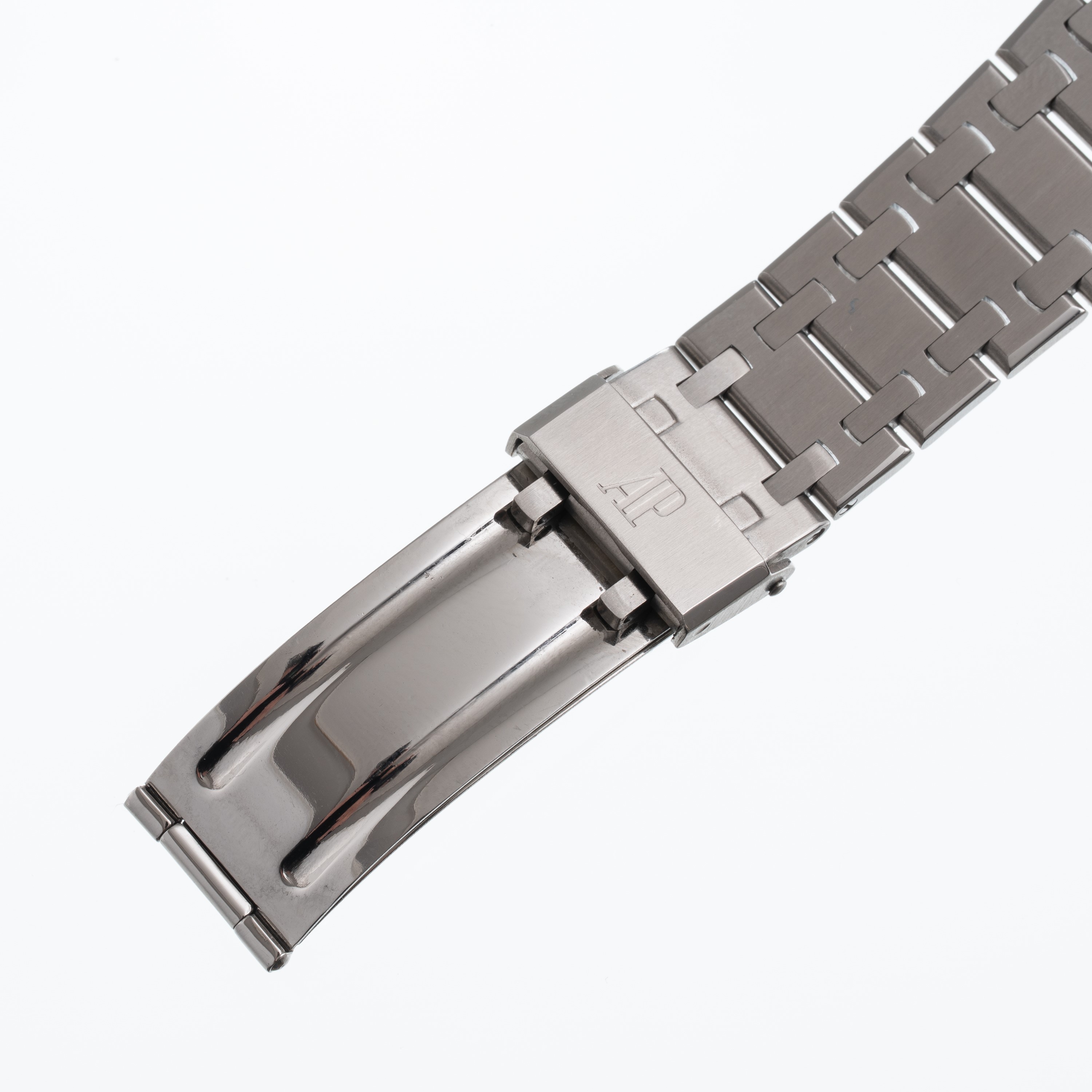 AUDEMARS PIGUET - ROYAL OAK OROLOGIO SOLO TEMPO A CARICA AUTOMATICA IN ACCIAIO CON QUADRANTE NERO...