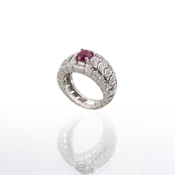 ANELLO IN ORO BIANCO 18 KT CON RUBINO E BRILLANTI