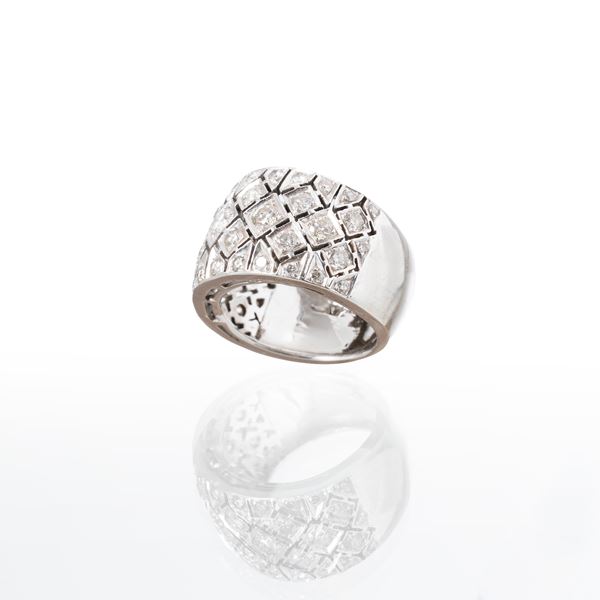 ANELLO FASCIO IN ORO BIANCO 18 KT E BRILLANTI