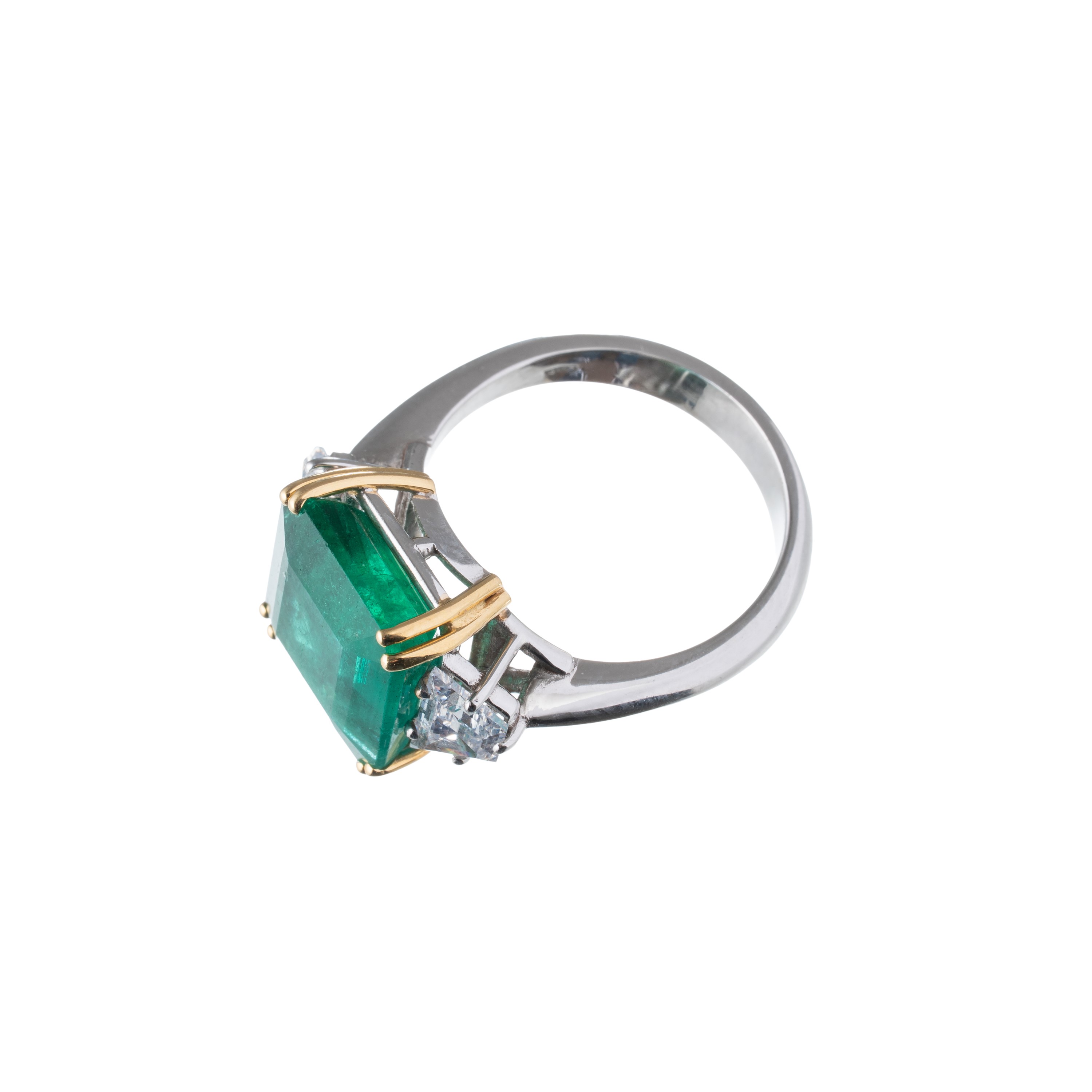 ANELLO IN ORO BIANCO E GIALLO 18 KT CON DIAMANTI E SMERALDO