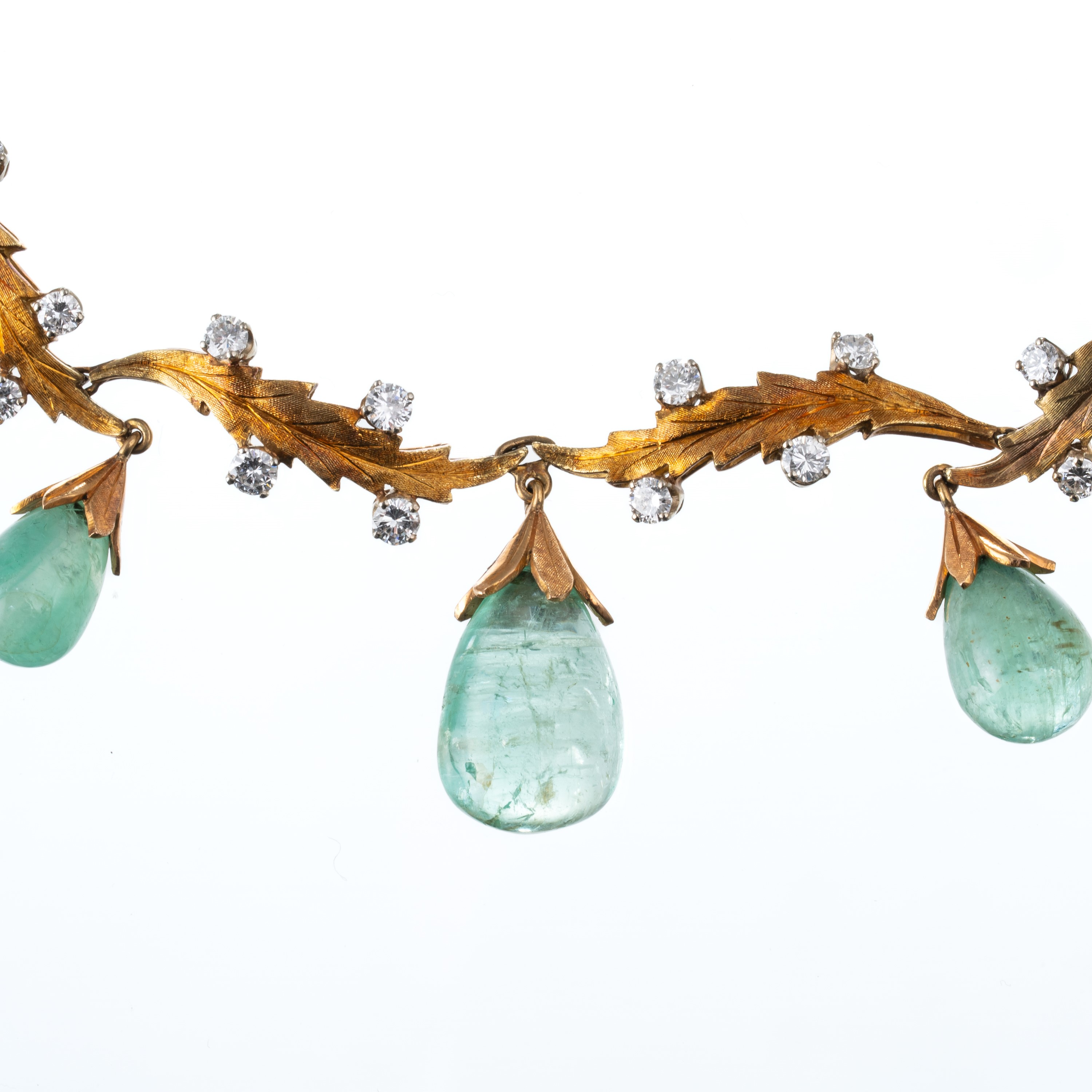 GIROCOLLO E ORECCHINI IN ORO 18 KT CON BERILLI A GOCCIA E DIAMANTI