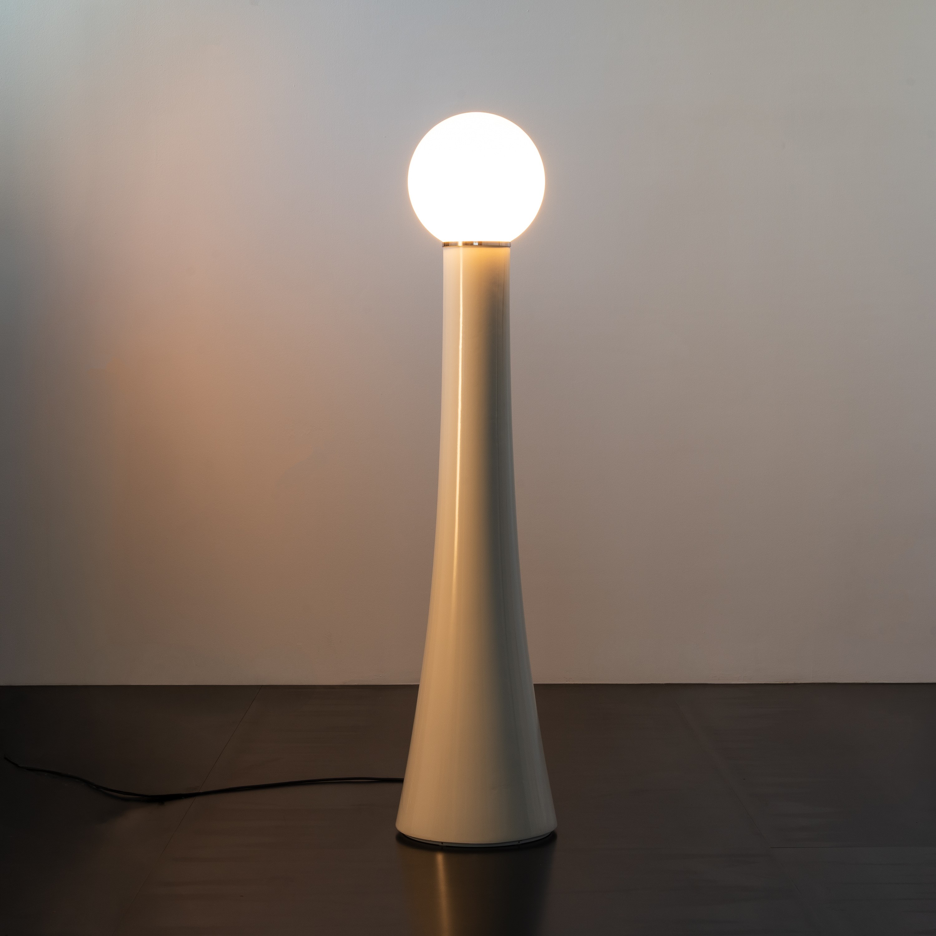 ANNIG SARIAN, LAMPADA DA TERRA '4059'